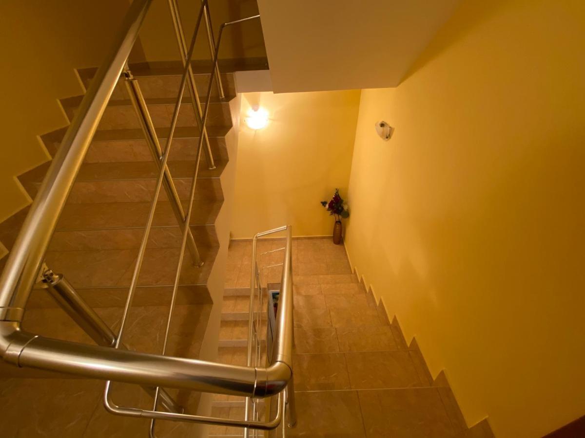 Sunny Guest House Равда Екстериор снимка