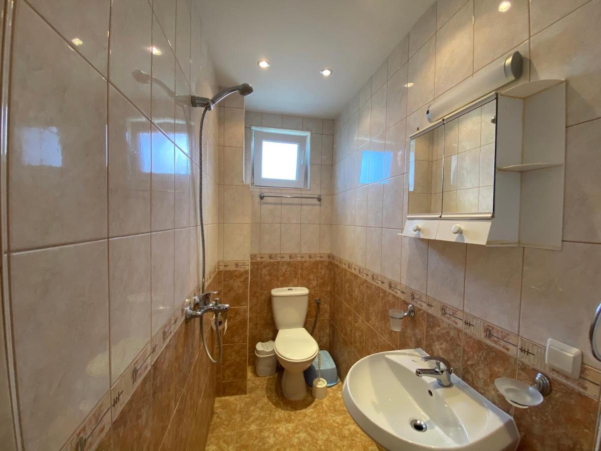 Sunny Guest House Равда Екстериор снимка
